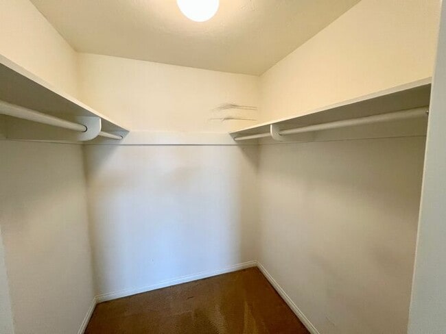 Building Photo - Beautiful 4-Bedroom Home with Modern Upgra...