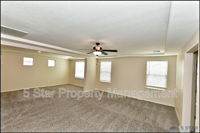Building Photo - 2840 Tierra De Moyo Pl