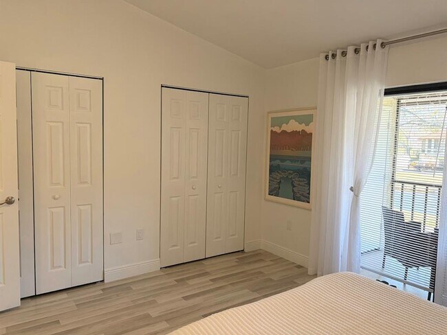 Building Photo - 2511 Hammock Ct