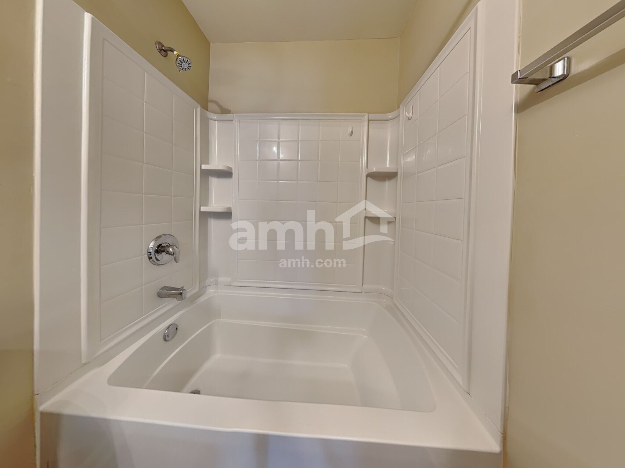 Building Photo - 107 Fontenot Dr