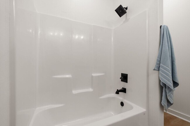 Building Photo - 8818 Cantera Dr