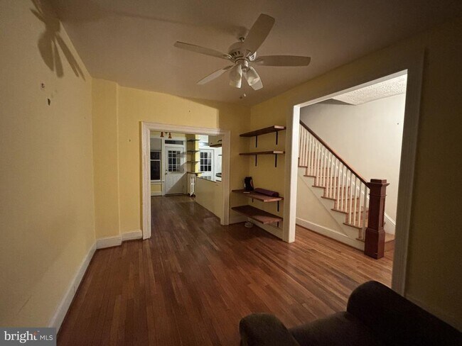 Primary Photo - 741 Newton Pl NW