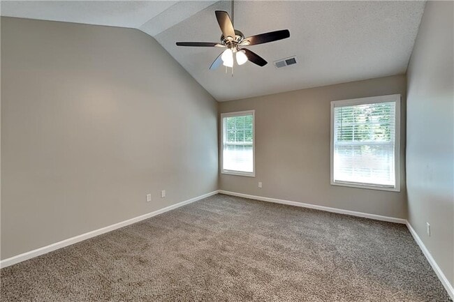 Building Photo - 28 Greystone Ridge