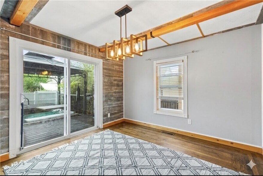 Building Photo - 26 Whipple Ave