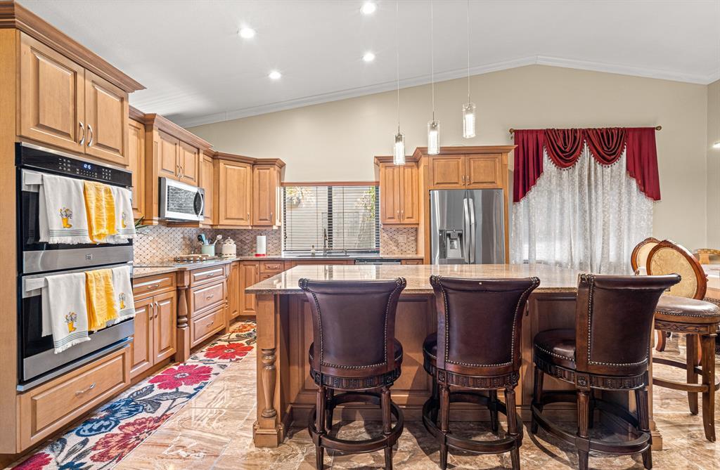 Building Photo - 6585 NW 46th St