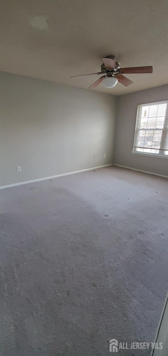 Building Photo - 261 Kempsey Dr