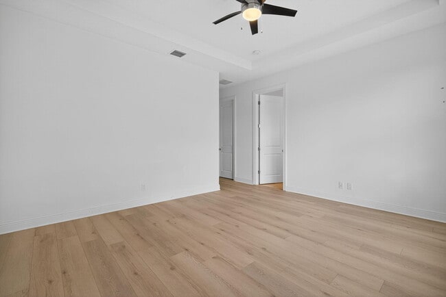 Building Photo - 4029 Faraday Wy