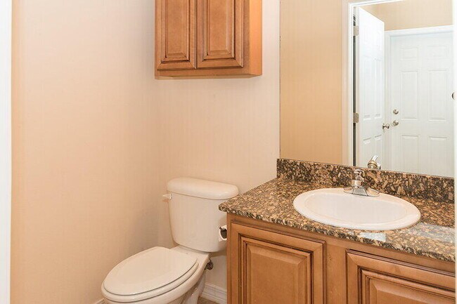 Building Photo - 1496 Bentley Cir