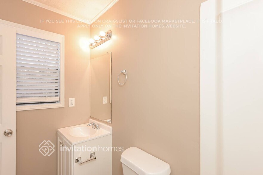 Building Photo - 454 Fieldstream Way NW