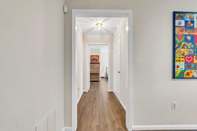 Building Photo - 8308 Comanche Ct