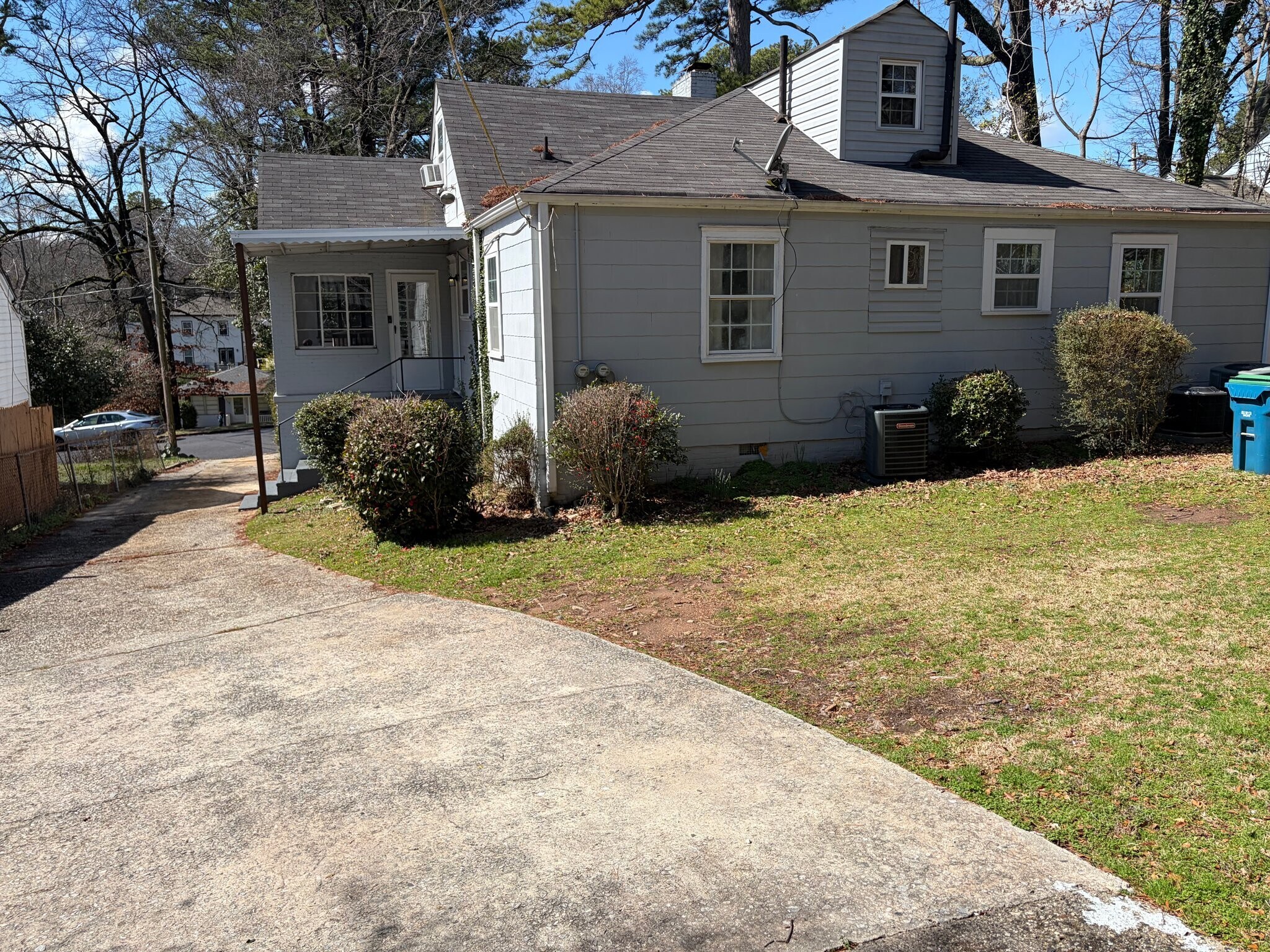 Building Photo - 2710 Winburn Terrace