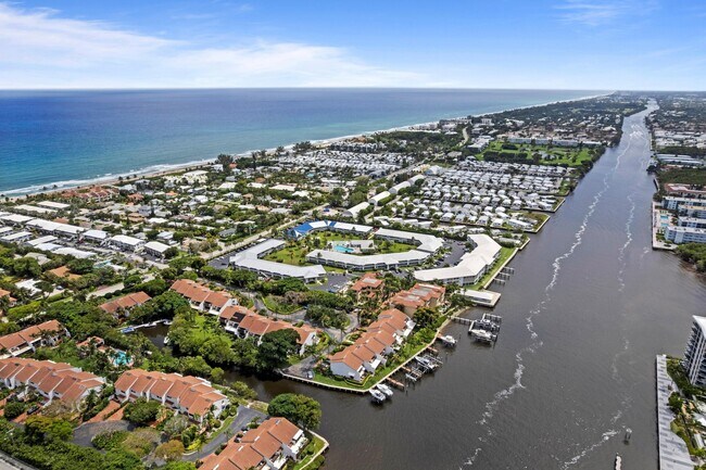 Building Photo - 5552 N Ocean Blvd