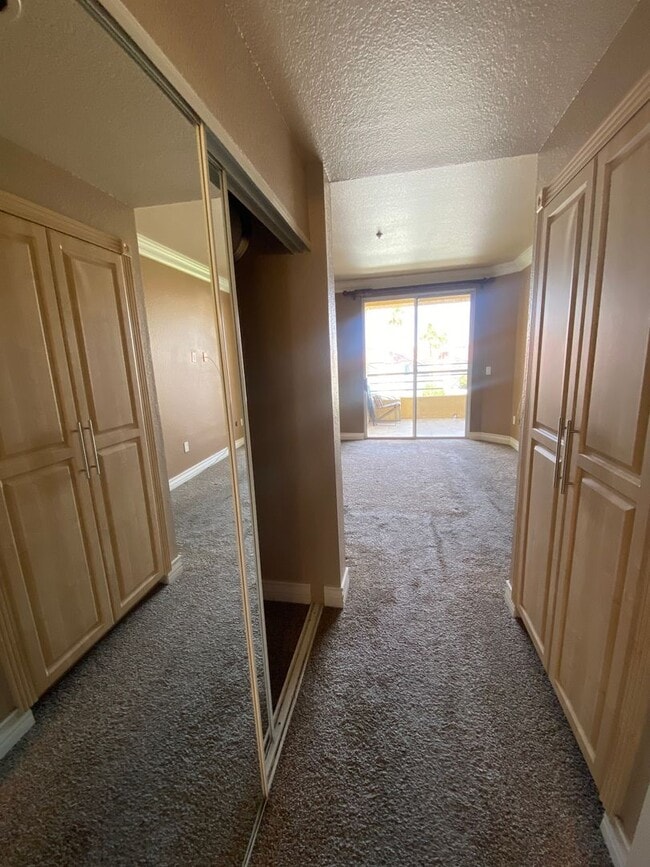 Building Photo - Beautiful, partially furnished 1 bedroom with a view of the Sphere!