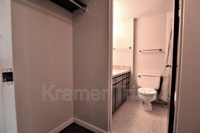 Building Photo - 555 E William St