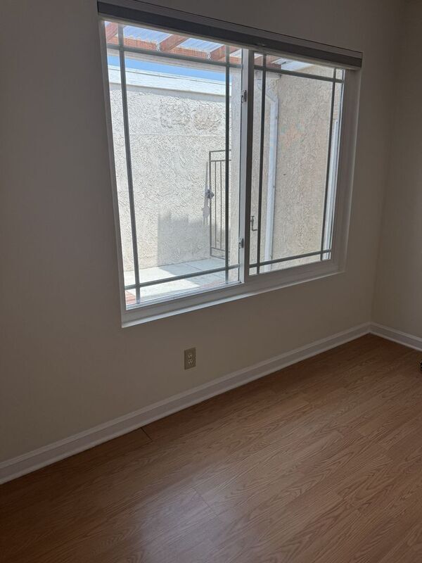 Building Photo - 12674 Oxford Dr