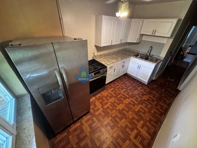 Building Photo - East Liberty 2-Bedroom duplex