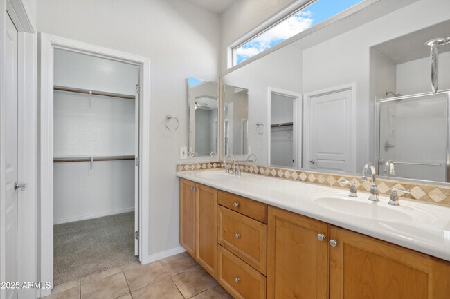 Building Photo - 19475 N Grayhawk Dr