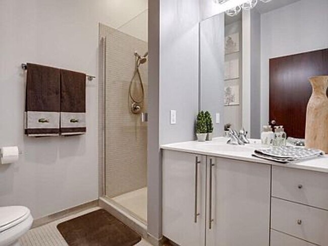 Building Photo - Contract For Deed - Cloud 9 Sky Flat Condo