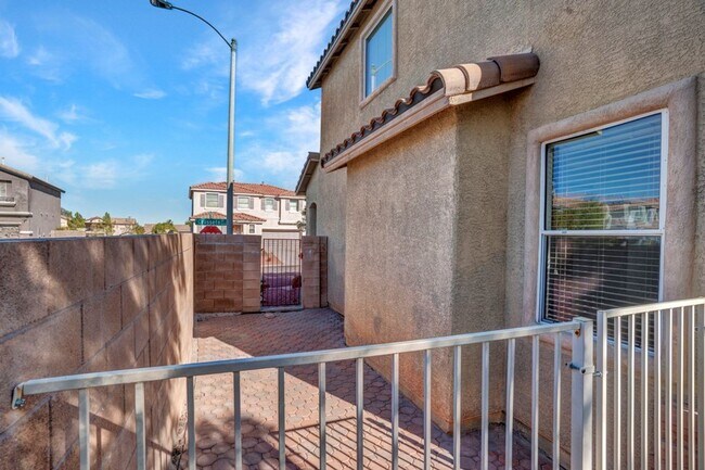 Building Photo - *NICE UPGRADED HOME IN SOUTHERN HIGHLANDS!!