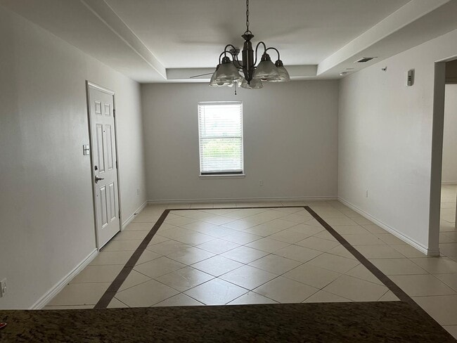 Building Photo - 7615 Laguna Del Mar Ct