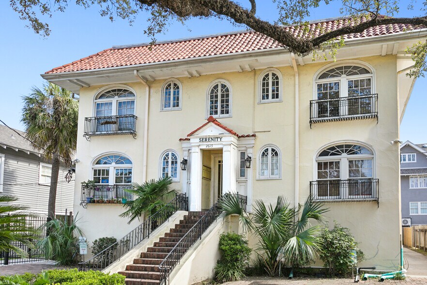 Building Photo - 2615 S Carrollton Ave
