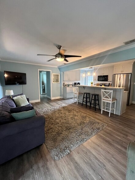 Building Photo - 144 Menendez Rd