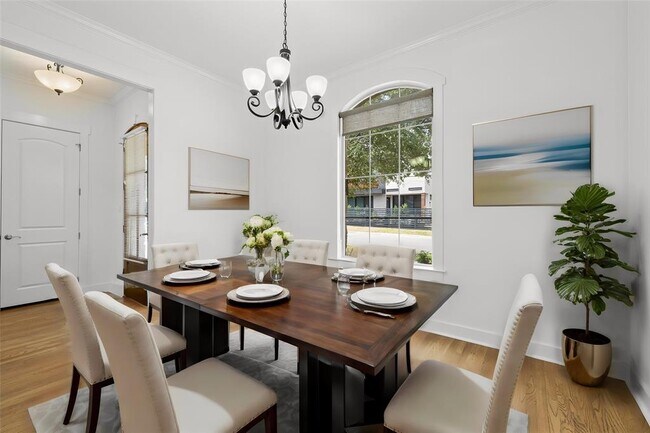 Building Photo - 1607 Chelsea Ln