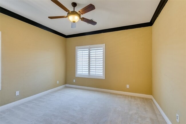 Building Photo - 2713 Cyrano St