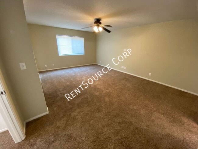 Building Photo - 43328 Lookabout Rd