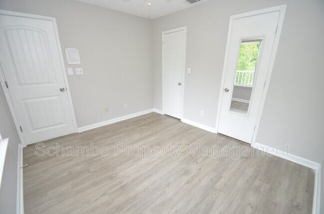 Building Photo - 1500 Graduate Ln