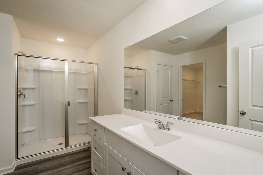 Building Photo - 5549 Bluebell Mdw