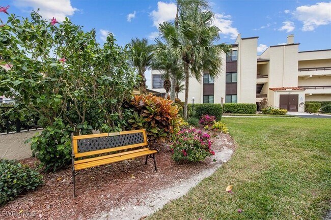 Building Photo - 3635 Boca Ciega Dr