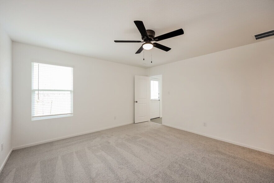 Building Photo - 1842 Musk Rose