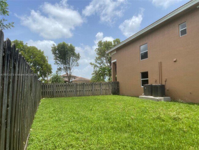 Building Photo - 15810 SW 45th St