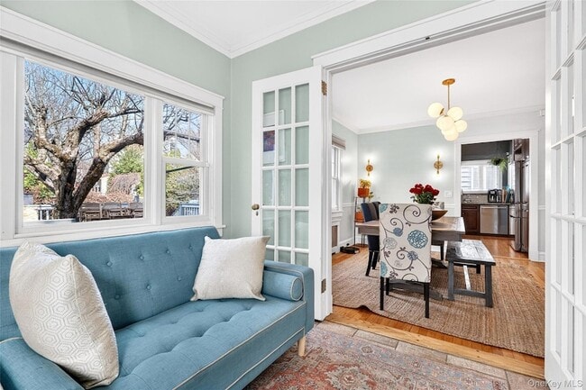 Building Photo - 14 Columbia Pl