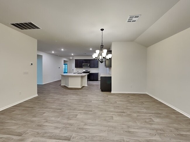 Building Photo - 3420 moraine dr
