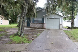 Building Photo - NEWLY REMODELED 3 BEDROOM SINGLE FAMILY HOME