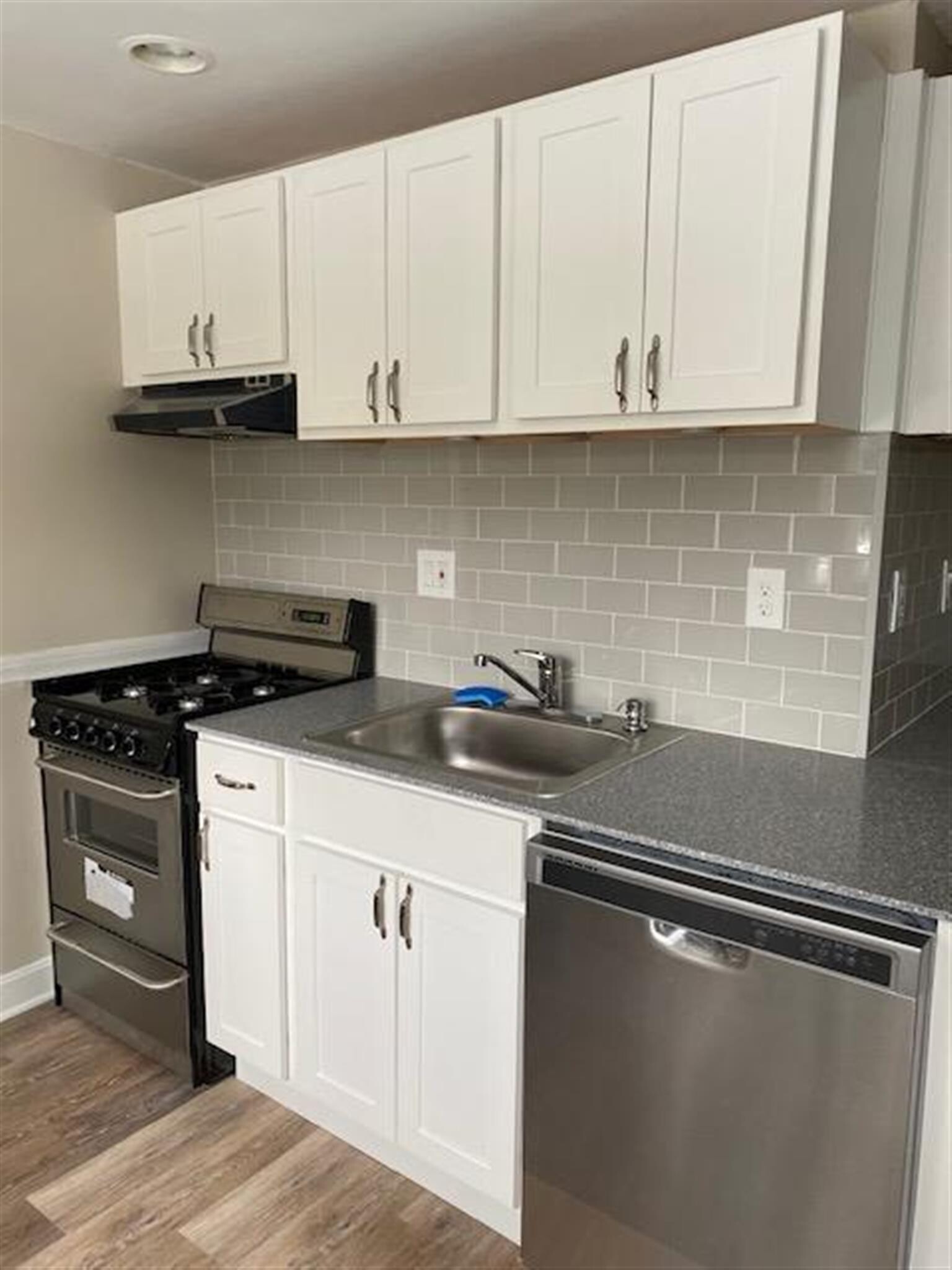 Building Photo - 20R Reed St