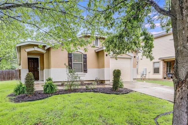Building Photo - 5301 Apple Orchard Ln
