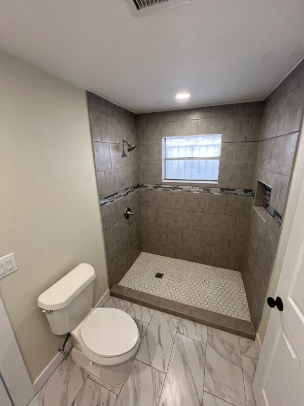 Building Photo - 241 Carnes Rd