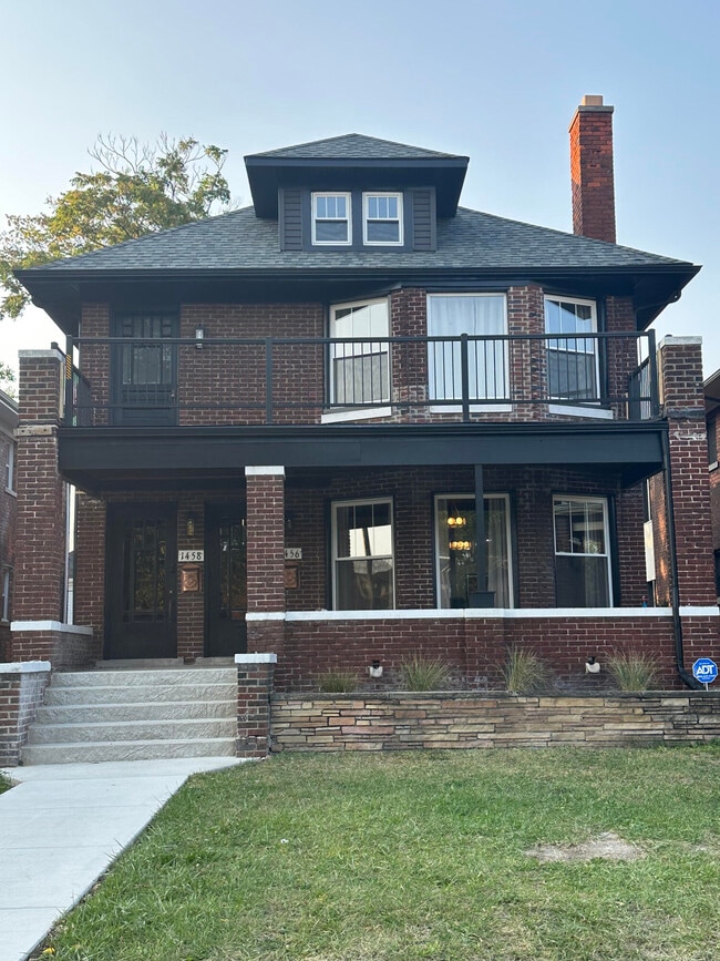 Building Photo - 1458 Virginia Park St