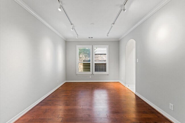 Building Photo - 3618 Bluebonnet Trace Dr