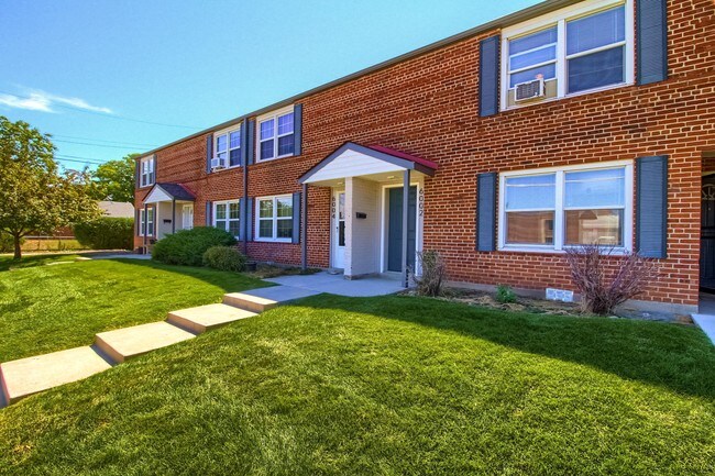 Building Photo - 6002 E 29th Ave