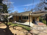 Building Photo - 313 Main St