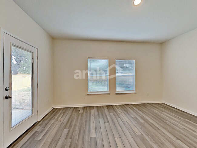 Building Photo - 7938 Cactus Plum Dr