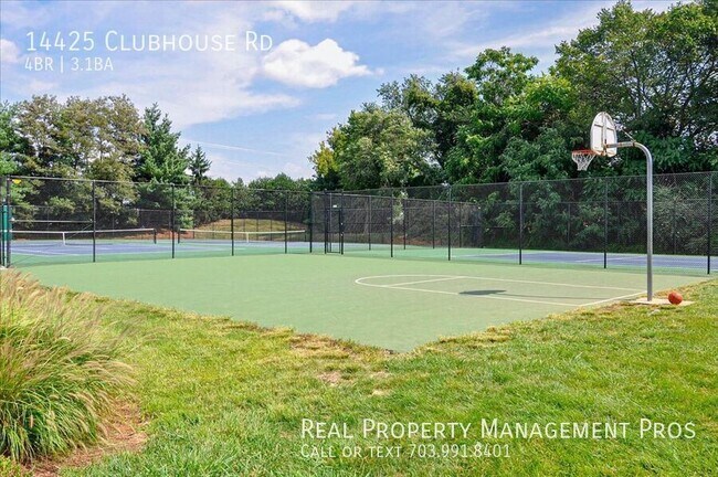 Building Photo - 14425 Clubhouse Rd