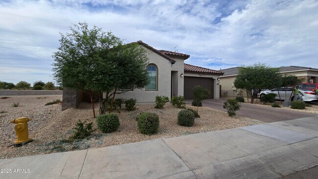 Building Photo - 23827 W Yavapai St