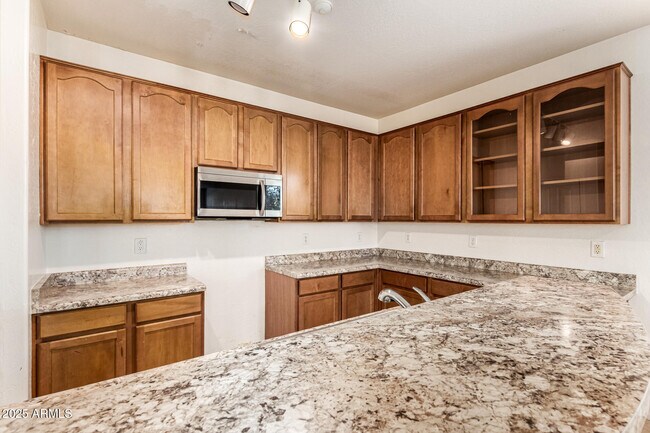 Building Photo - 3047 S 257th Ave