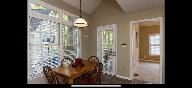 Building Photo - 4512 Emmit Dr