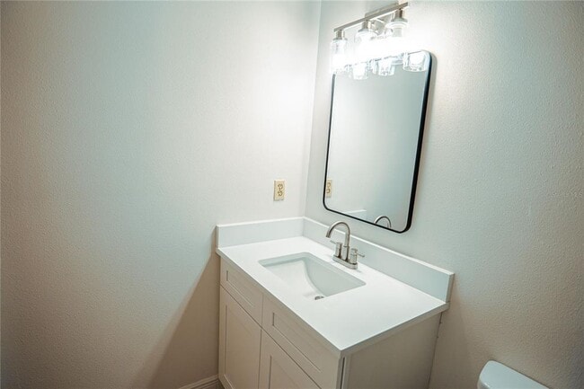 Building Photo - 1262 Jeffords St